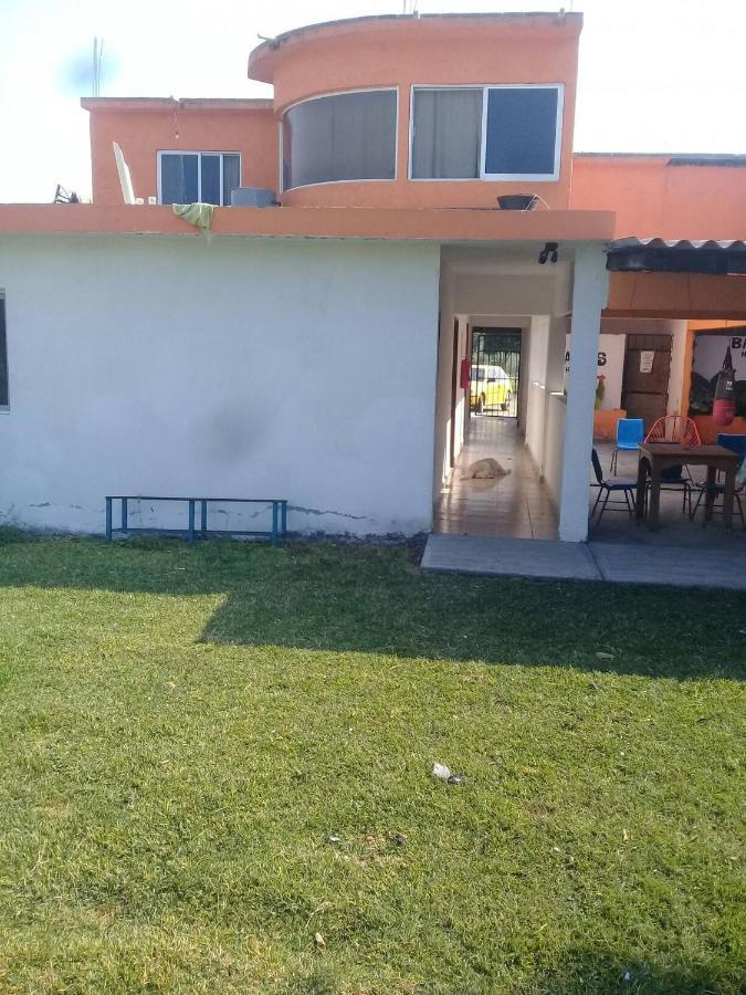 Room In Guest Room - Hospedaje Familiar Op2 Tlaquiltenango Exterior foto